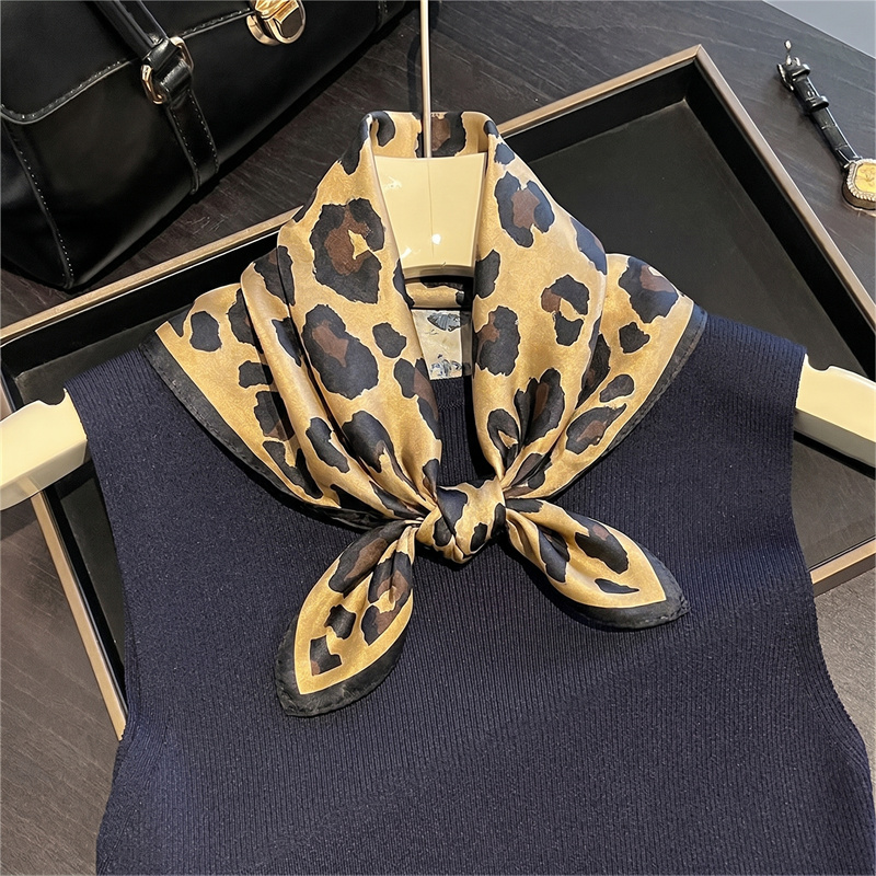 100% Silk Square Scarf Leopard - Face Scarf Mask ulasan dan harga